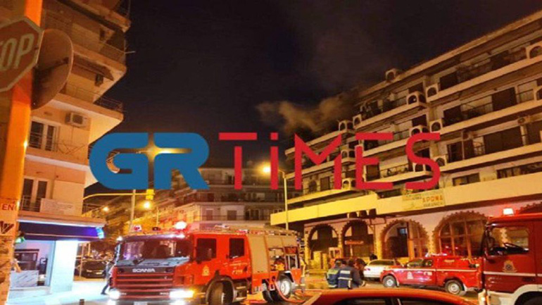 Φωτιά σε διαμέρισμα στην Άνω Πόλη Θεσσαλονίκης