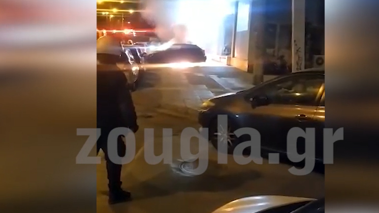 Βίντεο-ντοκουμέντο από την εμπρηστική επίθεση σε αντιπροσωπεία αυτοκινήτων στην Καισαριανή