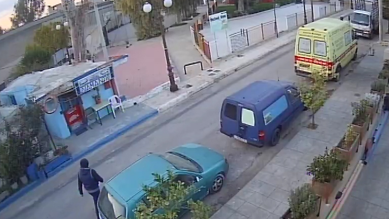 Νέα Σμύρνη: Βίντεο – άλλοθι δημοσιεύει ο συνήγορος του «Ινδιάνου» – Tον δείχνουν στην Ελευσίνα την ώρα της επίθεσης