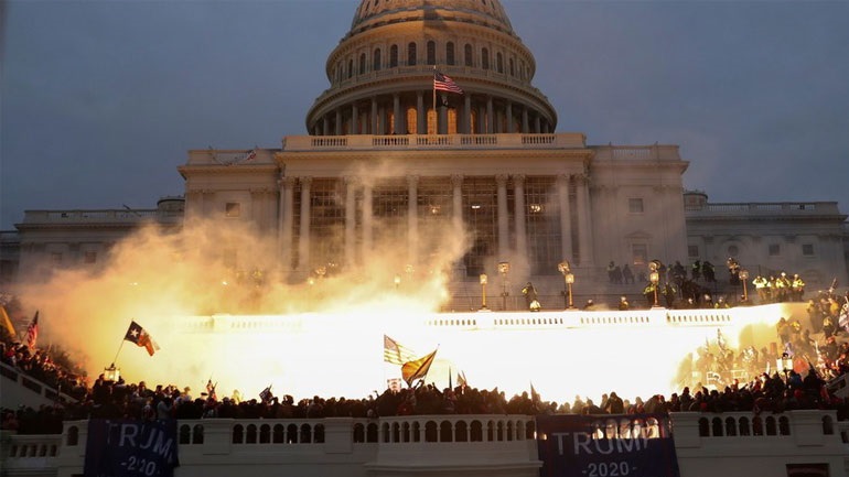 ΗΠΑ: Κατηγορίες σε τέσσερα μέλη της οργάνωσης «Proud Boys» για συνομωσία για την εισβολή στο Καπιτώλιο