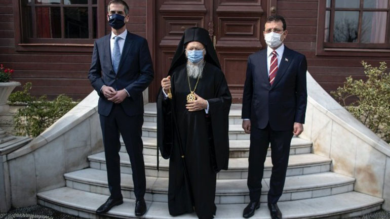 Στο Οικουμενικό Πατριαρχείο ο Κώστας Μπακογιάννης με τον δήμαρχο Κωνσταντινούπολης