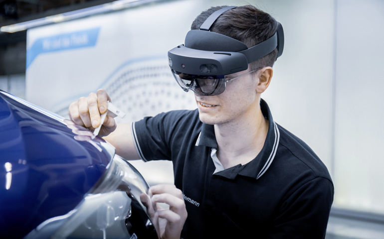 Ο τελευταίος έλεγχος γίνεται στο αμάξωμα.