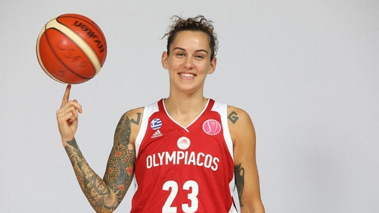 Αποχώρησε από την ενεργό δράση η Τζάκι Γέμελος