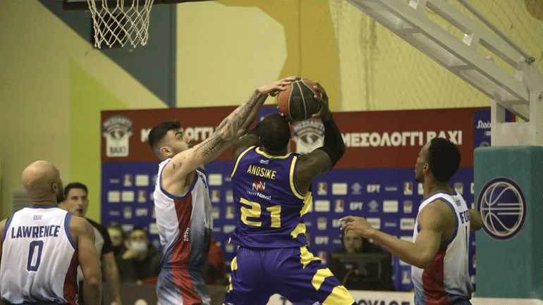 Προελαύνει το Λαύριο, 79-75 εκτός έδρας το Μεσολόγγι