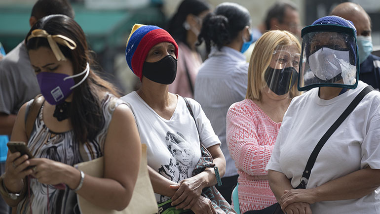Βενεζουέλα: Η αντιπολίτευση αποδεσμεύει 30 εκατ. δολάρια για να αγοραστούν εμβόλια για τον κορωνοϊό