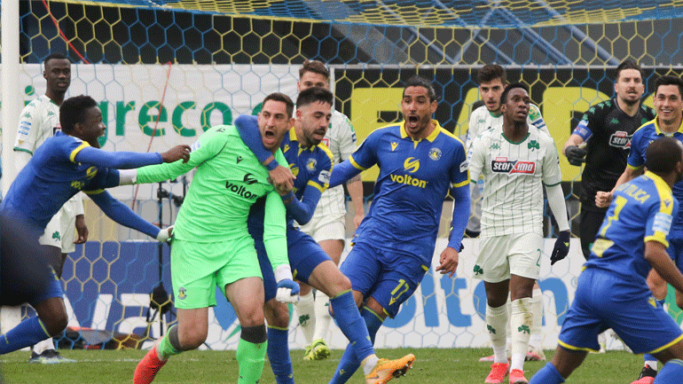 «Χ»αρακίρι στην Τρίπολη για τον Παναθηναϊκό – Ο τερματοφύλακας του Αστέρα ισοφάρισε στις καθυστερήσεις σε 2-2!