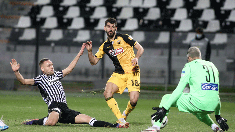 Ολιβέιρα: «Δεχθήκαμε δυο γκολ από παιδικά λάθη και δωρίσαμε τη νίκη στον ΠΑΟΚ»