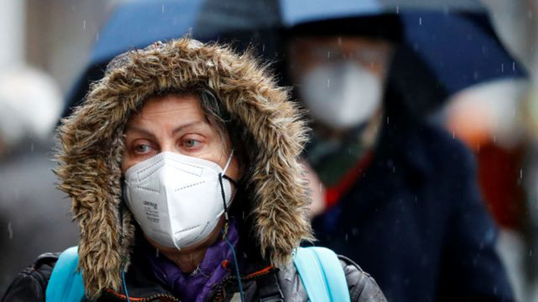 Σκάνδαλο στη Γερμανία με την αγορά προστατευτικών μασκών από εταιρεία της συζύγου του υπουργού Υγείας Σκάνδαλο στη Γερμανία με την αγορά προστατευτικών μασκών από εταιρεία της συζύγου του υπουργού Υγείας