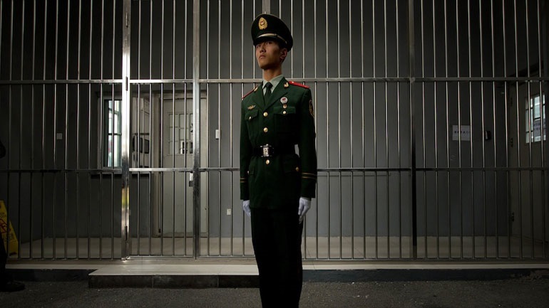 Κίνα: Άρχισε η δίκη Καναδού διπλωμάτη που κατηγορείται για κατασκοπεία