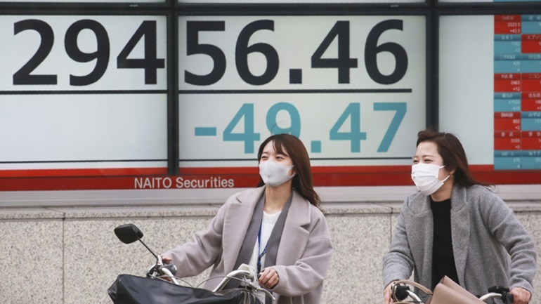 Ισχυρές πτωτικές τάσεις στο χρηματιστήριο του Τόκιο Ισχυρές πτωτικές τάσεις στο χρηματιστήριο του Τόκιο