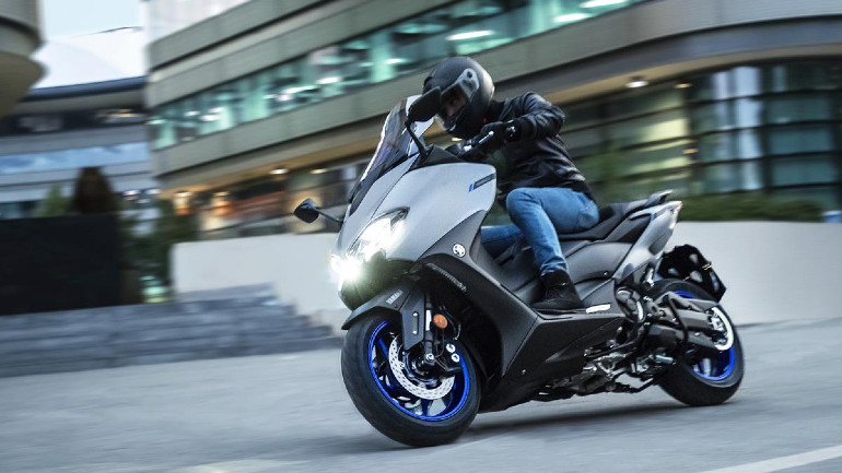 Τα TMAX και XMAX της Yamaha είναι στην πρώτη γραμμή πωλήσεων της εταιρείας.