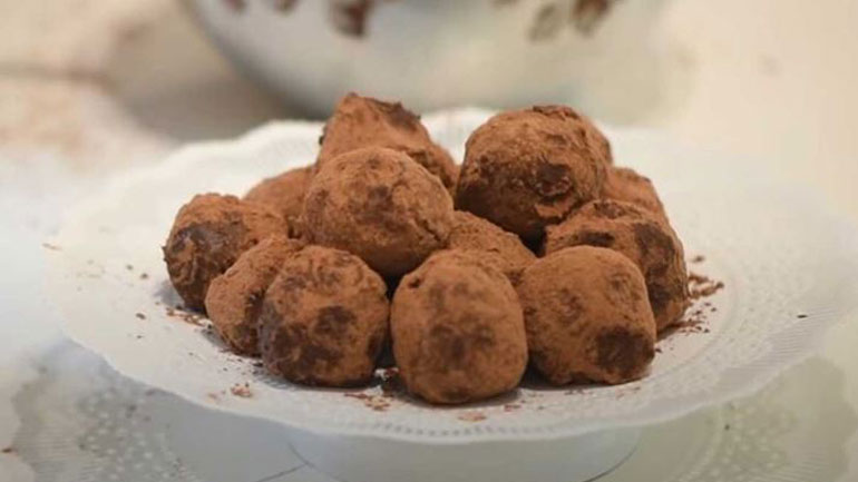 Homemade τρουφάκια σοκολάτας