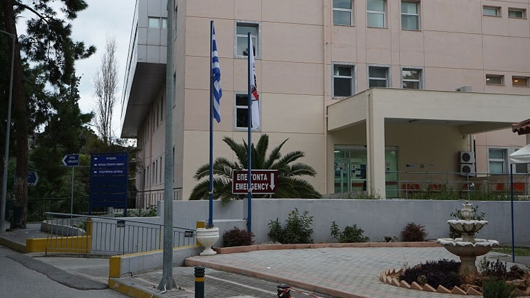 Κρήτη: Νεκροί από κορωνοϊό ιερέας, η παπαδιά και ο γιος τους