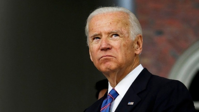 Ο πρόεδρος Μπάιντεν εξετάζει εκτελεστικά μέτρα κατά της ένοπλης βίας