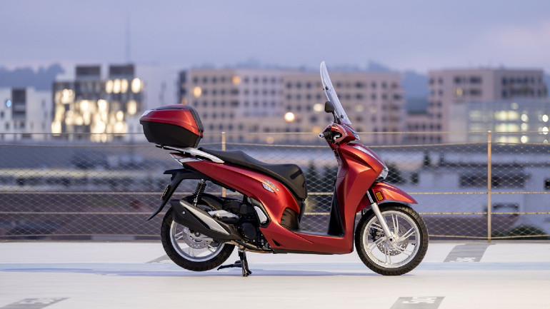 Στην Ελλάδα το κορυφαίο Honda SH350i