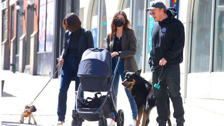 Emily Ratajkowski: Η πρώτη βόλτα με τον νεογέννητο γιο της στη Νέα Υόρκη