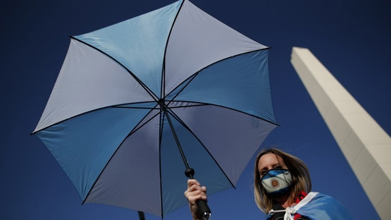 Αργεντινή: Κατά 9,9% συρρικνώθηκε το ΑΕΠ το 2020