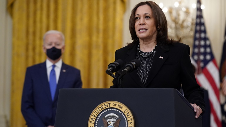 ΗΠΑ: Η αντιπρόεδρος Χάρις αναλαμβάνει να διαχειριστεί τη μεταναστευτική κρίση