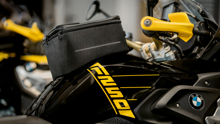 Πολύ ποιοτικά tank bags με εύκολη πρόσβαση και σύστημα ασφάλειας στο φερμουάρ.