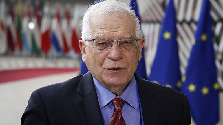 Ζ. Μπορέλ: Η Ρωσία γίνεται όλο και περισσότερο μια απολυταρχική χώρα