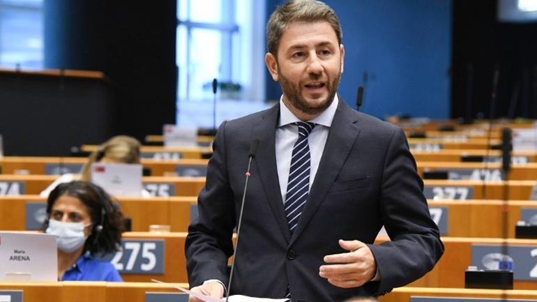 Ανδρουλάκης: Μεγάλες οι παραλείψεις της Έκθεσης Μπορέλ για τις ευρωτουρκικές σχέσεις