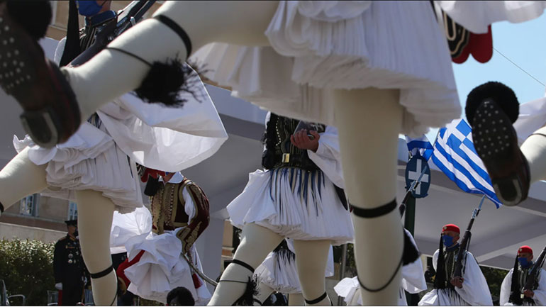 «Άκουσαν τους Eύζωνες οι άγνωστοι νεκροί»