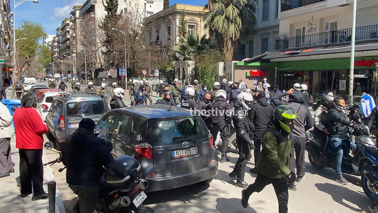 Θεσσαλονίκη: Επεισόδια έξω από κατάληψη αντιεξουσιαστών