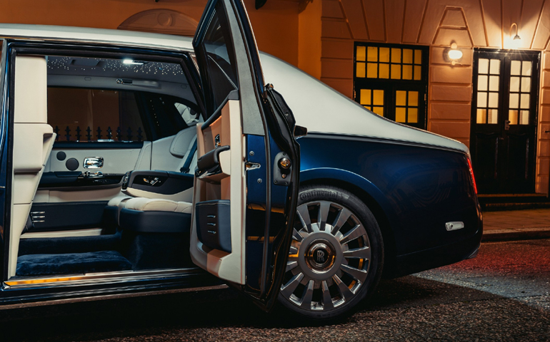 To σαλόνι αυτού του οχήματος είναι μαγικό