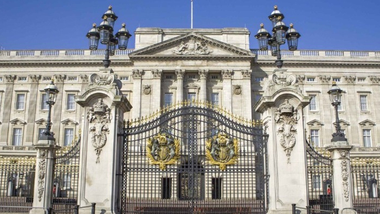 Το Παλάτι του Μπάκιγχαμ εξετάζει τον διορισμό υπεύθυνου διαφορετικότητας