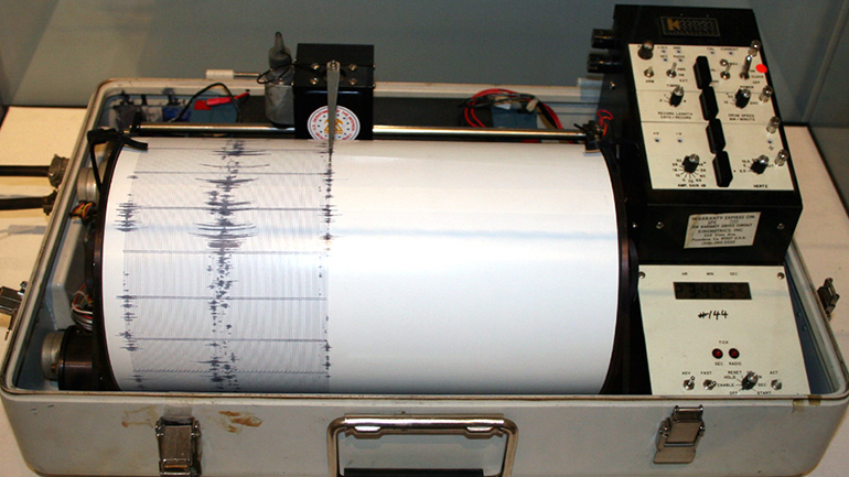 Σεισμός 5,4 Ρίχτερ ανοιχτά της Ιταλίας