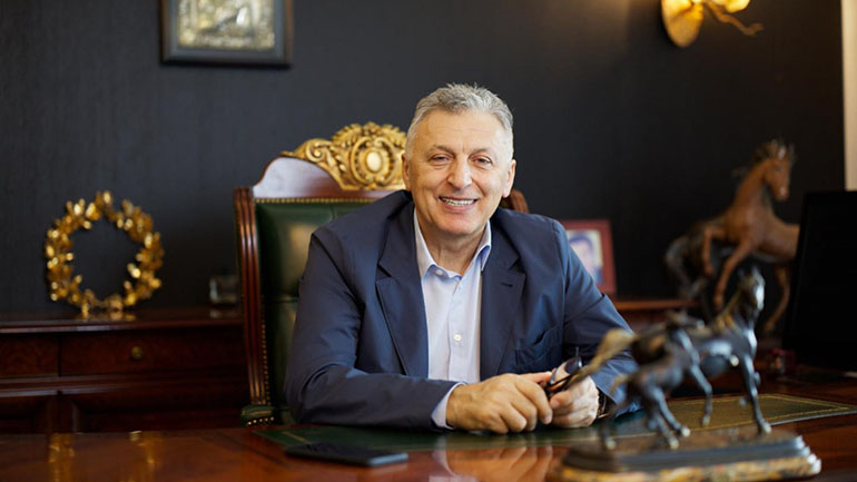 Πέθανε από κορωνοϊό ο επιχειρηματίας Μπόρις Μουζενίδης