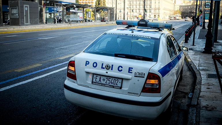 Ηράκλειο: Συνελήφθησαν με αρχαία νομίσματα και ανιχνευτές μετάλλων Ηράκλειο: Συνελήφθησαν με αρχαία νομίσματα και ανιχνευτές μετάλλων