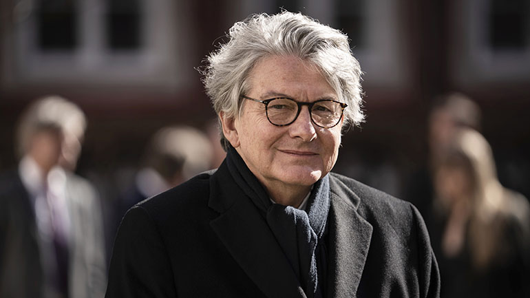 Ο επίτροπος Μπρετόν εκτιμά ότι η Ευρώπη θα έχει καλοκαιρινή τουριστική σεζόν «παρόμοια με την περυσινή» Ο επίτροπος Μπρετόν εκτιμά ότι η Ευρώπη θα έχει καλοκαιρινή τουριστική σεζόν «παρόμοια με την περυσινή»