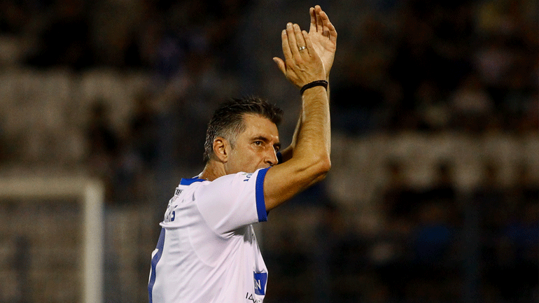 UEFA για Ζαγοράκη: «Ο ήρωας του Euro εξελέγη στην Ελλάδα»