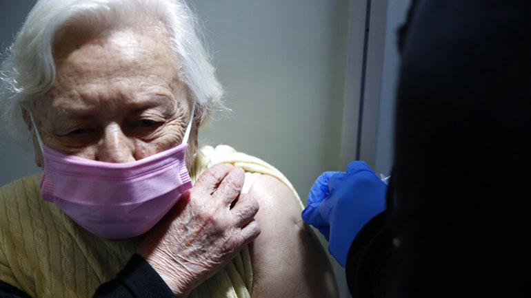 Περισσότερα από 92.000 άτομα έχουν εμβολιαστεί στην Κρήτη