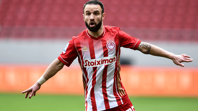 Ολυμπιακός: Ανανέωσε ο Βαλμπουενά για ακόμη έναν χρόνο