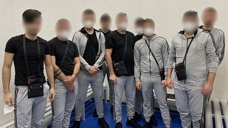 Σύλληψη εννέα ατόμων που προσπάθησαν να αναχωρήσουν από το «Ελ. Βενιζέλος» προσποιούμενοι τους αθλητές ομάδας βόλεϊ