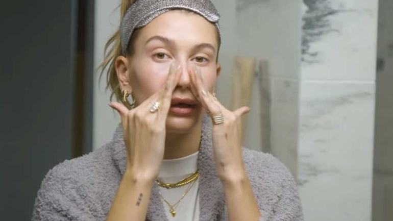 Hailey Bieber: Μας δείχνει on camera την καθημερινή της ρουτίνα κατά τη διάρκεια της καραντίνας
