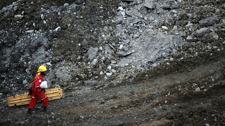 Κολομβία: Επιχείρηση για τον απεγκλωβισμό 11 εργατών σε παράνομο χρυσωρυχείο