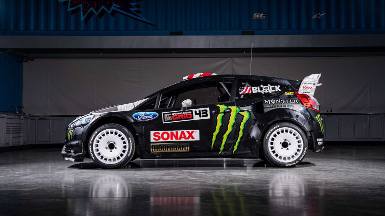 Ακόμα και με τη F1 του Hamilton τα έβαλε αυτό το Ford Fiesta RX43