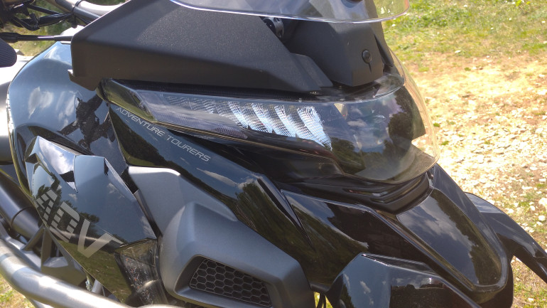 LED φωτιστικά σώματα εμπρός και πίσω