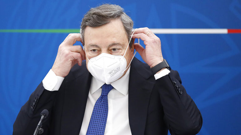 Ιταλία: Ο Μάριο Ντράγκι εμβολιάστηκε κατά του κορωνοϊού