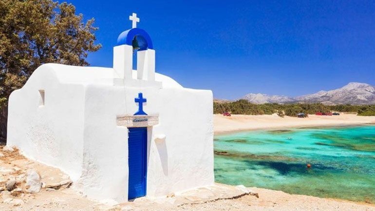 «Daily Telegraph»: Τα 10 ιδανικότερα ελληνικά νησιά για επίσκεψη μετά την πανδημία