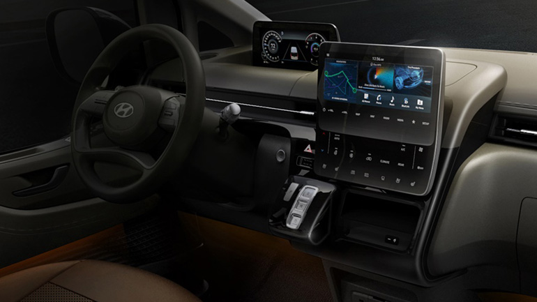 Η μεγαλύτερη οθόνη που έχει τοποθετηθεί σε Hyundai.