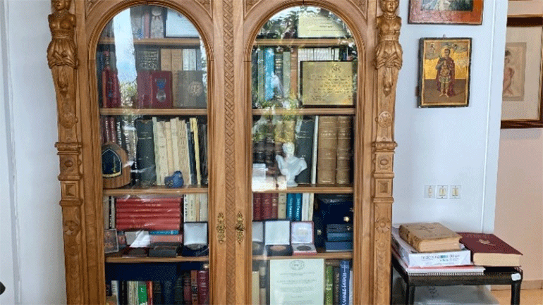 Δωρεά βιβλιοθήκης του Γεωργίου Α’ για το Τατόι