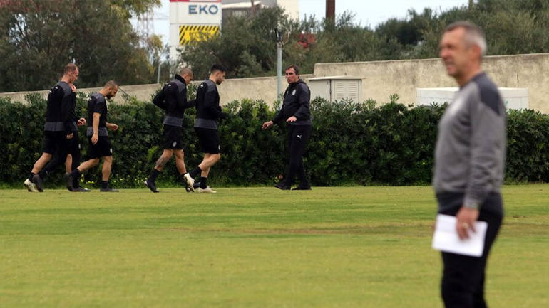 ΟΦΗ: Γυμνάστηκαν ατομικά Γιάννου και Ντε Γκουζμάν