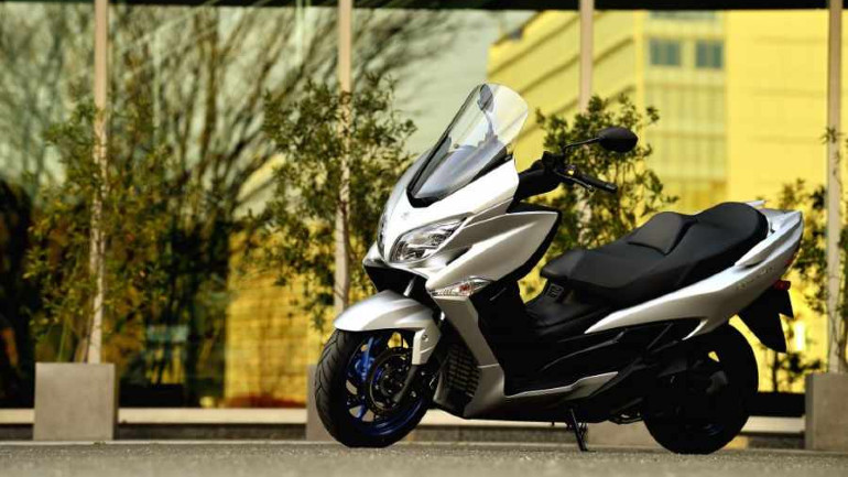 Καινούριος κινητήρας Euro5 για το Suzuki Burgman 400