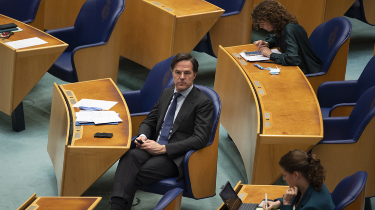 Ολλανδία: Πρόταση δυσπιστίας κατά του πρωθυπουργού Μαρκ Ρούτε
