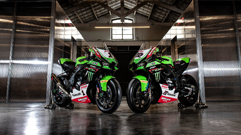 Κυριαρχεί το πράσινο, αλλά με περισσότερο λευκό για φέτος στη Ninja ZX-10RR