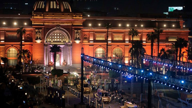 Εικόνες από τη «χρυσή παρέλαση» των Φαραώ στην Αίγυπτο